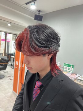 エモー(MoH) センターパートウルフ/インナーカラー/インナーレッド