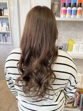 キャアリー(Caary) 福山市美容院Caaryブリーチありミルクティーベージュカラー20代