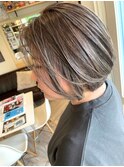 ホワイト×グレージュ