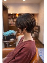 ビヨンド リンク(BEYOND L'INK)&nbsp;丸みショートで大人可愛いシルエットに