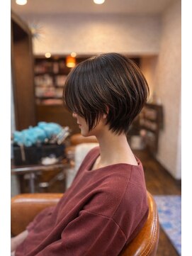 ビヨンド リンク(BEYOND L'INK) 丸みショートで大人可愛いシルエットに