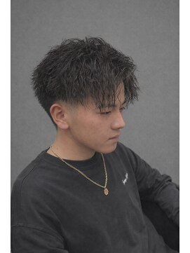 グロウ 天神店(growth) 短髪ツイストパーマ