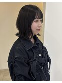 ダークブラウン
