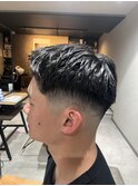 刈り上げセンターパート/波巻きツイストスパイラル/柏
