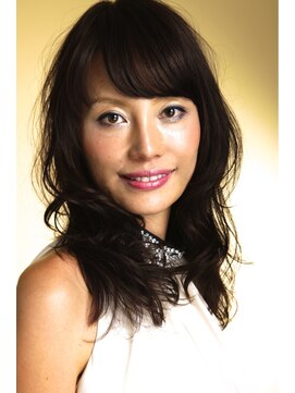オーガスト ヘア ネイル(AUGUST hair nail) 大人可愛いやわらかウエーブ★担当　オーナー狩野【横浜駅】