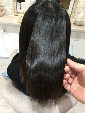 ビオス(Beoth) 広がり、うねり、癖毛の方の為の髪質改善縮毛矯正