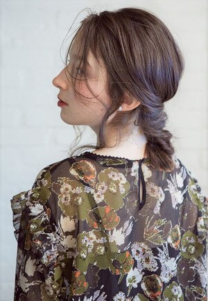 ヘアスタイルイメージ 2025年-2026年冬】ヘアセットの髪型・ヘアアレンジ｜青山・表参道