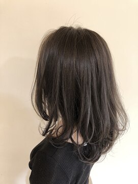 クイントネオリーブ 自由が丘正面口店(quint:neolive) 【neolive quint 自由が丘】岩崎裕貴 Neolive スタイル