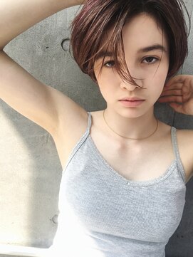 ルーム(Loom.) 〈スタイリング簡単〉外国人風マニッシュショートボブ