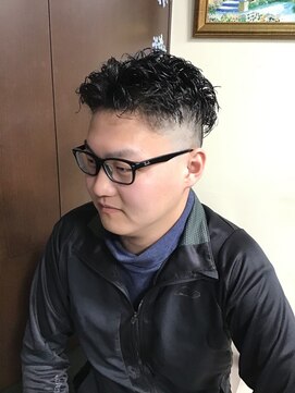 サロンドチャンピオン(SALON DE CHAMPION) 古きよき時代のおしゃれパーマ