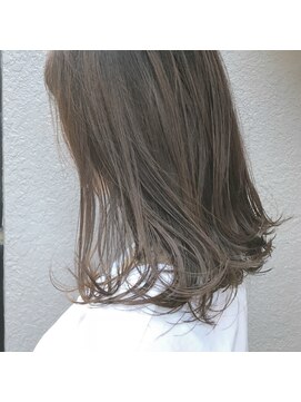 コロ(COLO) 【COLO 吉祥寺 都甲菜穂】透明感ベージュ