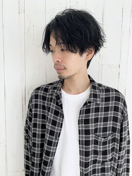 サンディーズ(SANDYS) ゆるめツイストスパイラル×前下がりミディアム