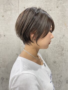 フォーカス 流山おおたかの森店(FOCUS) 大人可愛い前髪長めハイライトショート