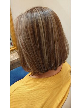 ガレリアエレガンテ 尾張旭店(GALLARIA Elegante) ハイライト×ストレートボブ