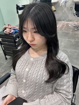 ジーニー 千葉(GENiE) 韓国ヘア/顔周りカット/レイヤーカット/宮田里穂