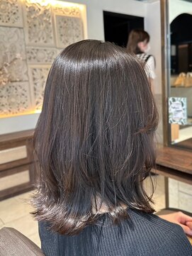 ヘアリゾート粋 ティガ 池袋店(tiga) 外はねミディアム/シアーブラウン