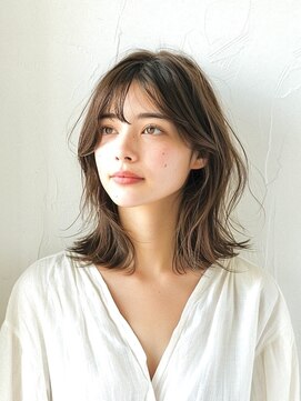 エミイ 鎌倉(eMii.) 【髪質改善】20代30代くびれミディ似合わせレイヤーカット