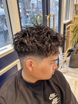 アンソル オブ リシェール(N'SOL of RICHAIR) ピンパーマ/スパイキーショート/ブルーブラック/南越谷