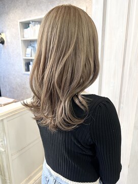 キャアリー(Caary) 福山市Caaryブリーチカラー夏ミルクティーベージュ10代20代30代