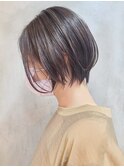 ショートカットくびれショート前下がりボブベージュカラー40代