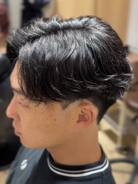 レーヴ(Reve) 目黒/品川　スペインカールブルーブラックフェザーパーマ