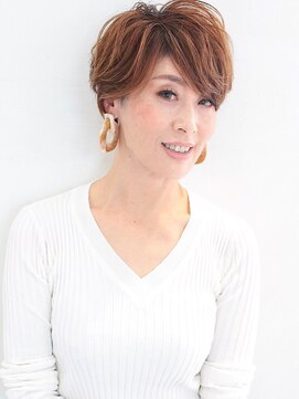 ソルヴ(solv.) 奈良/ショート/ショートボブ/ボブ/白髪ぼかし/白髪染め/髪質改善