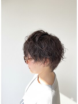 ヘアートラム(HAIR TRAm.) 【大人可愛い】くせ毛風パーマ×柔らかマッシュショート