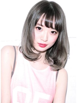 サバービア(suburbia) カット+ ファストブリーチ + ホワイトグレージュFB50　3Dカラー