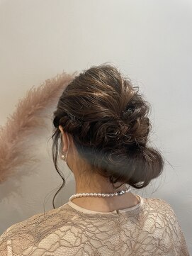 アンテシニヨン(Un the Shiniyon) シニヨン×ねじり編み