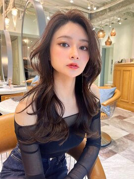 ロンド アンブル 四条烏丸(Lond ambre) 【五島巨幹】顔型別ヘアスタイル特集/エアリーロング/顔周り