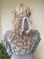 マロウ ヘア(Mallow hair)&nbsp;【晴れやかな日に】華やかに可愛ハーフアップスタイル
