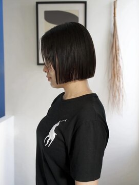 シキ 渋谷(siki) ハイトーン/ブリーチ/レイヤーカット/シアーカラー/渋谷/原宿