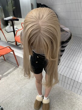 ペレ 梅田(PELE) 黒髪/ボブルフ/ネビージュ/小顔/ワンレン/梅田/髪質改善/前髪