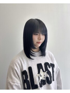 ヘアーメイクブランニュー セントラル 西大寺店(hair make Brand new central) 顔まわりレイヤーブルーブラック髪質改善ミディアムレイヤー20代