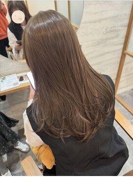 ジーナ 福岡千早(Zina) フェイスレイヤー×グレージュ　【Zina千早】