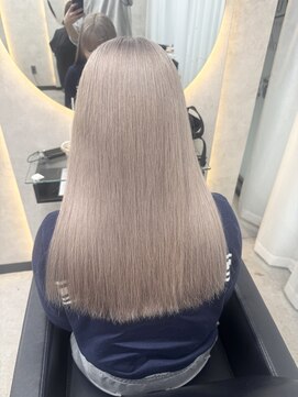 ルノン シェリー(LUNON cheliy) 黒髪クラゲヘアーオリーブグレー小顔ココアベージュ