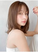 レイヤーカット前髪薄めバングうるツヤ斜めバングうる艶髪