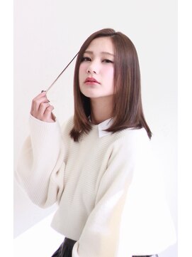 大人ミディ×透明感ブラウン