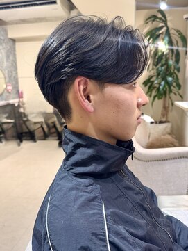 クレビアテン(CreBiA ten_) センターパート ニュアンスパーマ 韓国ヘア