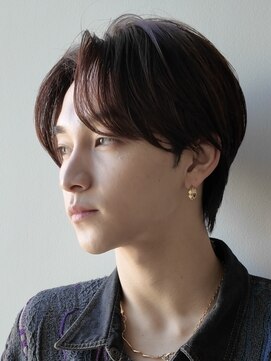 ディッセンバー 神宮前(December) 毛流れセンターパート/センターパートパーマ