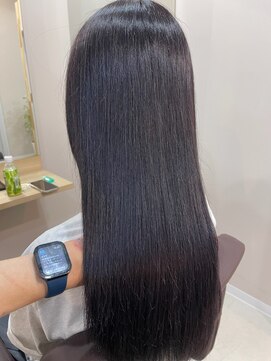 カミエ(kamie) ロング×大人可愛いブラウンカラー