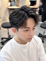 シーフ 千葉(Cyf)&nbsp;フェザーパーマ/センターパート/ダウンパーマ/韓国/橋本修杜