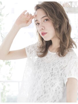 シャンプー 本店(SHAMPOO) ルーズなカールで 色気とオシャレ感をミックス