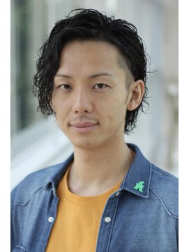 ミスエッセンス(MISS ESSENCE) オトコのツーブロスパイラルパーマ/ミスエッセンス竹下