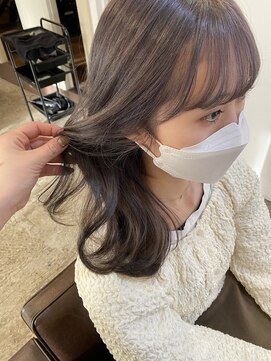 シェノン 西梅田(CHAINON) レイヤーカット/ウェットヘア/デザインカラー/ベージュ/ブラウン