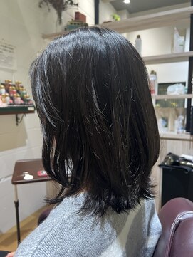 チアー ヘアリラクゼーション(cheer HAIRRELAXATION) 黒髪ミディアムレイヤー