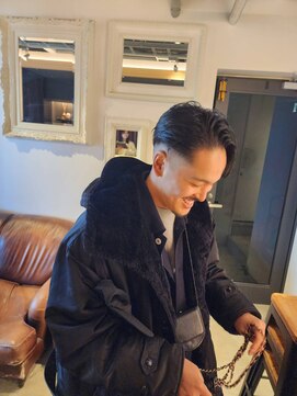 ブロック ジャポン(bloc japon) 前下がりのショートヘアー