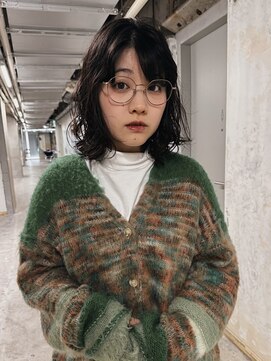 ロジ(loji) ゆったりと、ミディアムパーマ