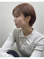 エアー 青山(AIR) 前髪あり耳掛け丸みくびれショートボブ20代30代40代50代60代