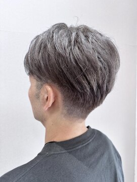 ヘアー ル シェーヌ キューブ(hair le chene CUBE) シルバーアッシュ